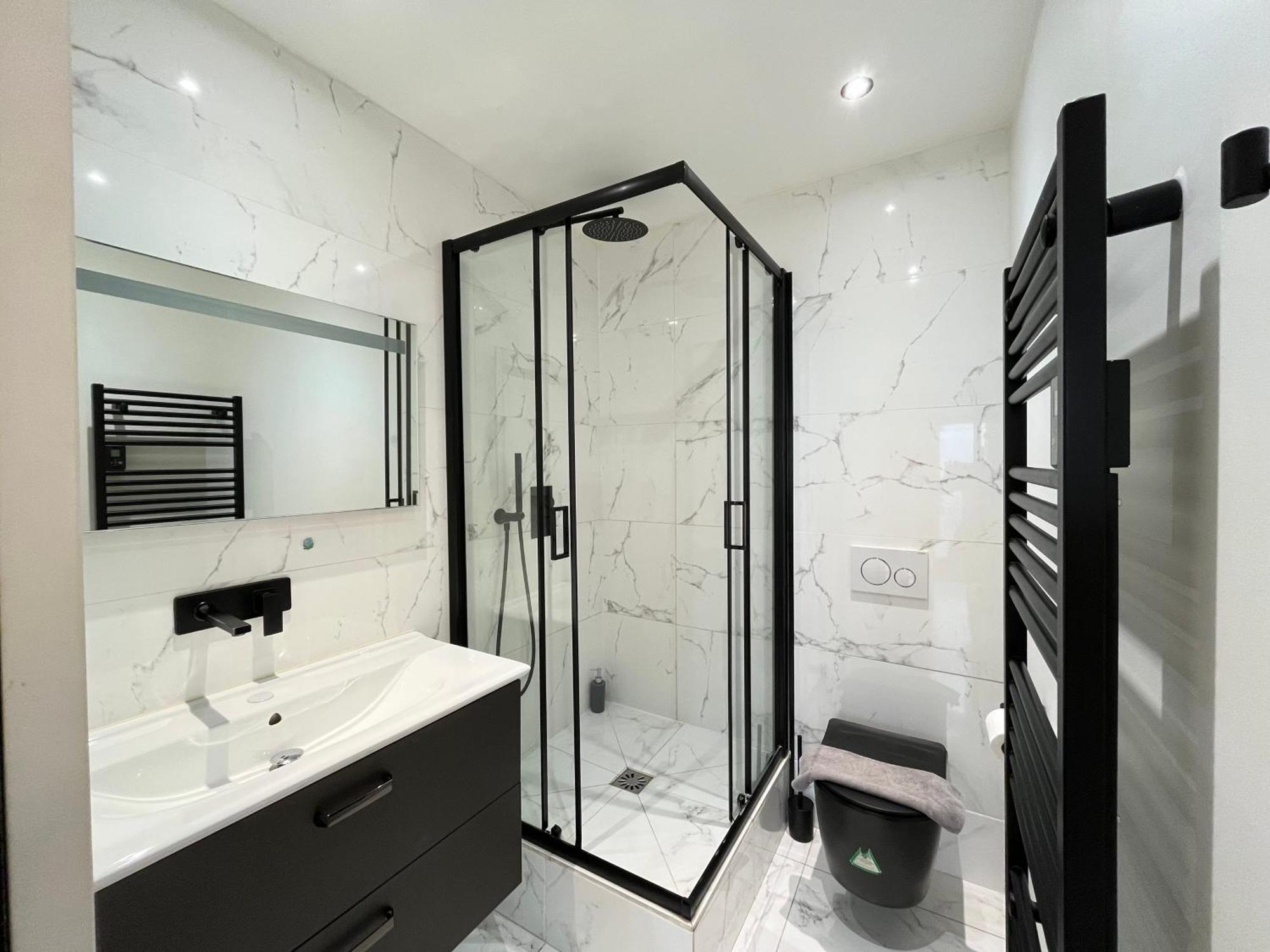 Appartement Le Medicis - 2 Chambres รูออง ภายนอก รูปภาพ